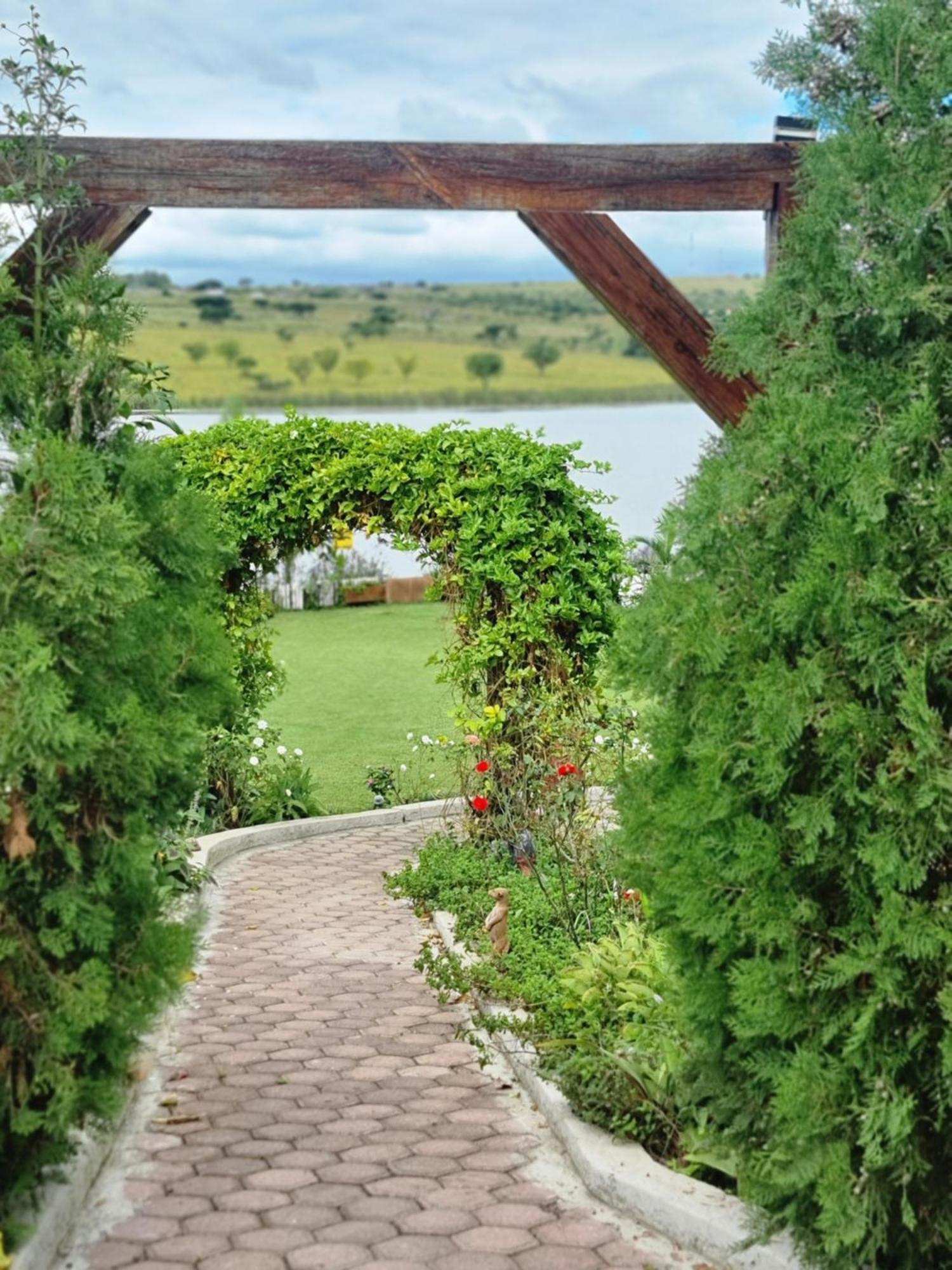 Goggas Nest Bnb & Restaurant Matsapha Esterno foto