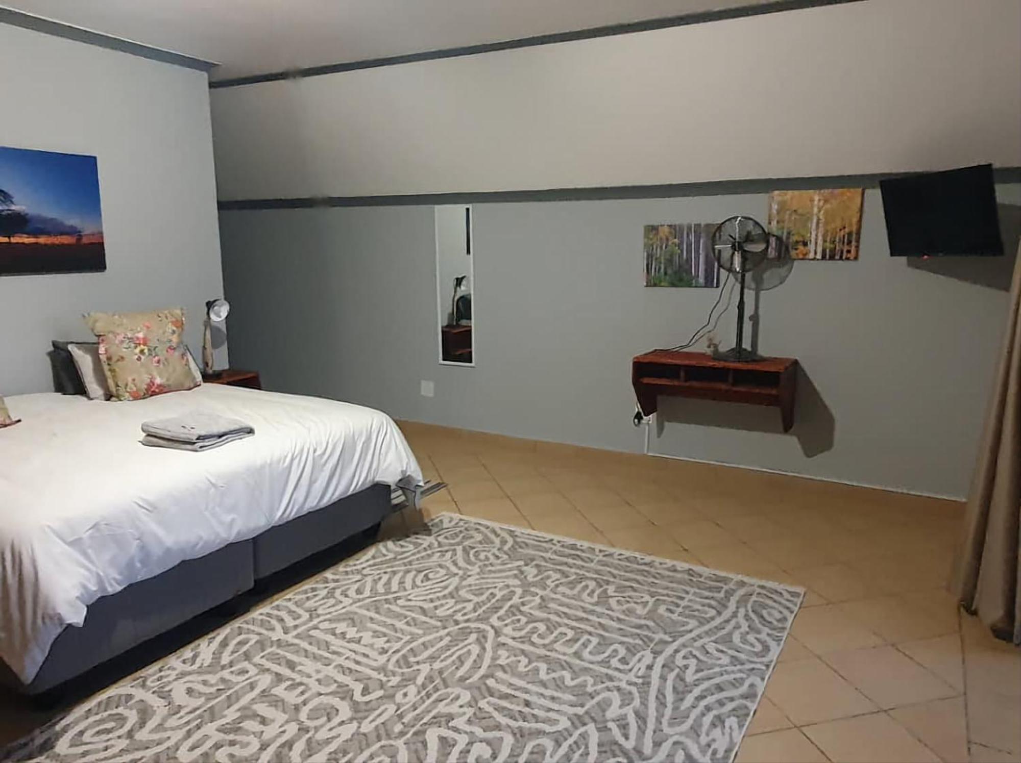 Goggas Nest Bnb & Restaurant Matsapha Esterno foto